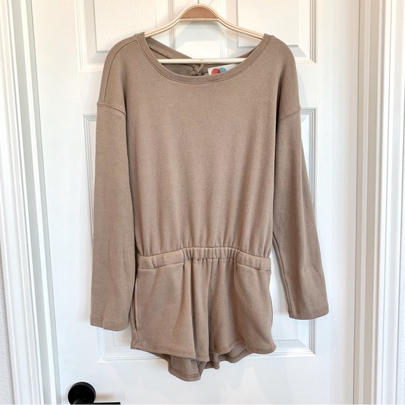 FREE PEOPLE Taupe Brown Pelican Knit Open-Back Sweatshirt Romper - Picture 2 of 5